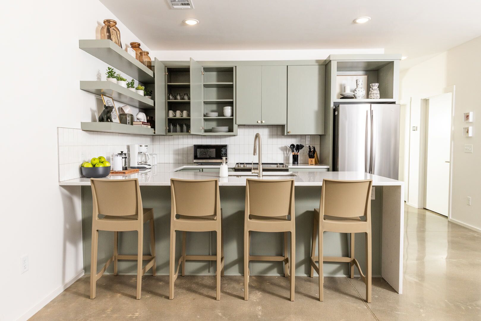 微波炉、烤箱、炉灶、洗碗机