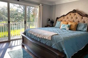 3 slaapkamers, een strijkplank/strijkijzer, wifi, beddengoed