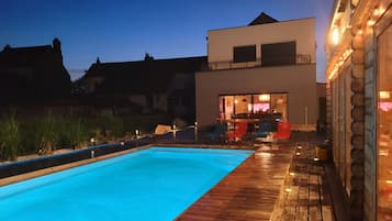 Piscine extérieure, piscine chauffée