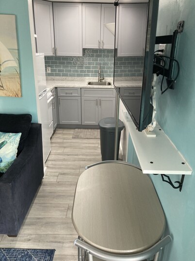 Cute two-bedroom condo two blocks from the beach and boardwalk! 