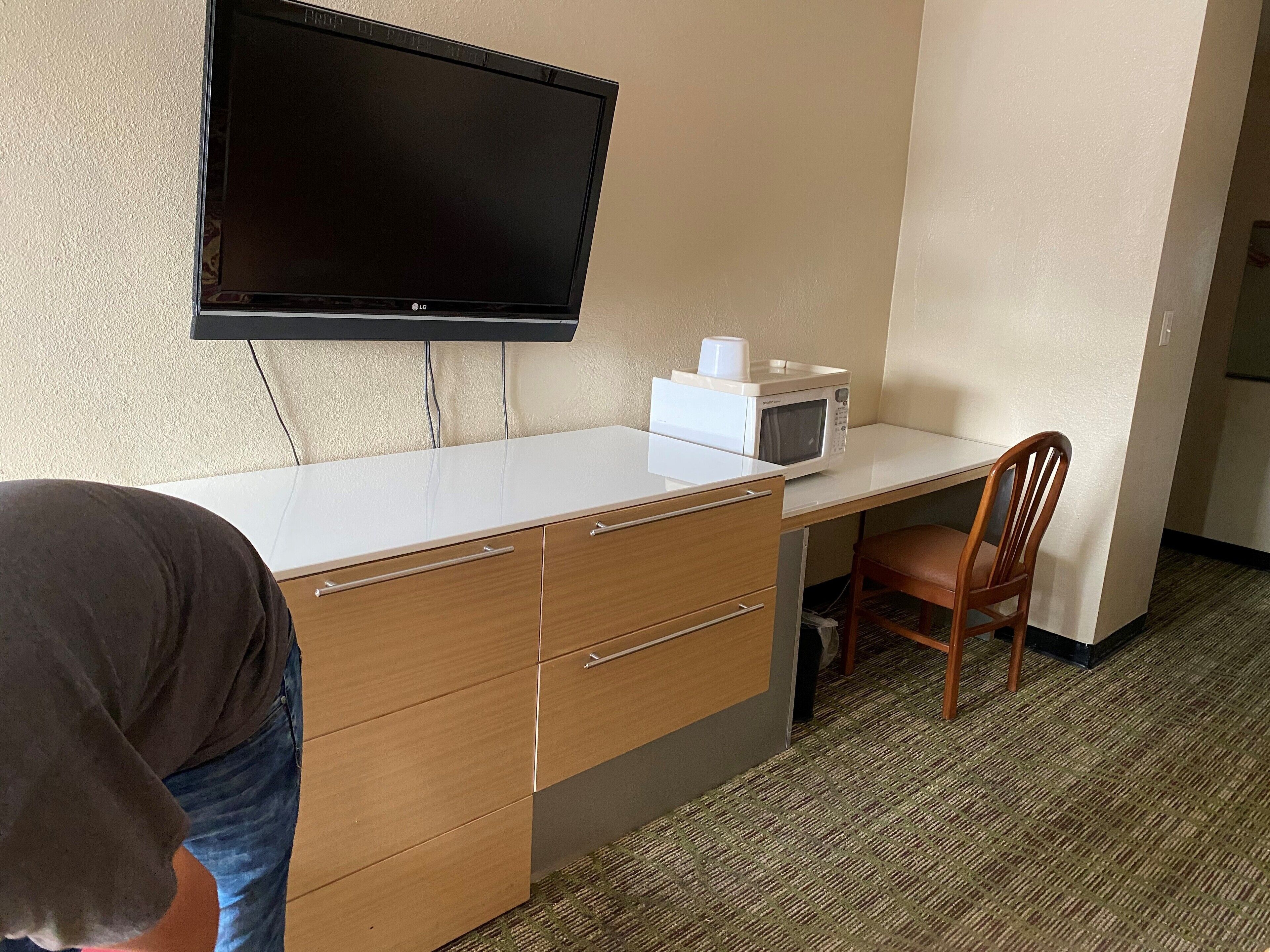 Pacific Express Inn — photo 8