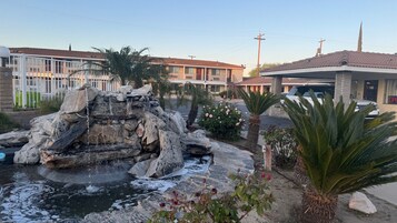 Fachada de la propiedad