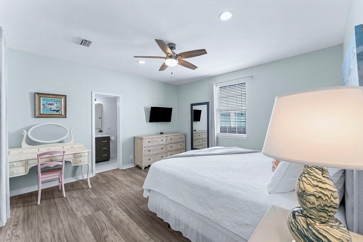 Photo 18 of Private Pool + Hot Tub - Block to Beach - Golf Cart - GameRoom - Carriage House