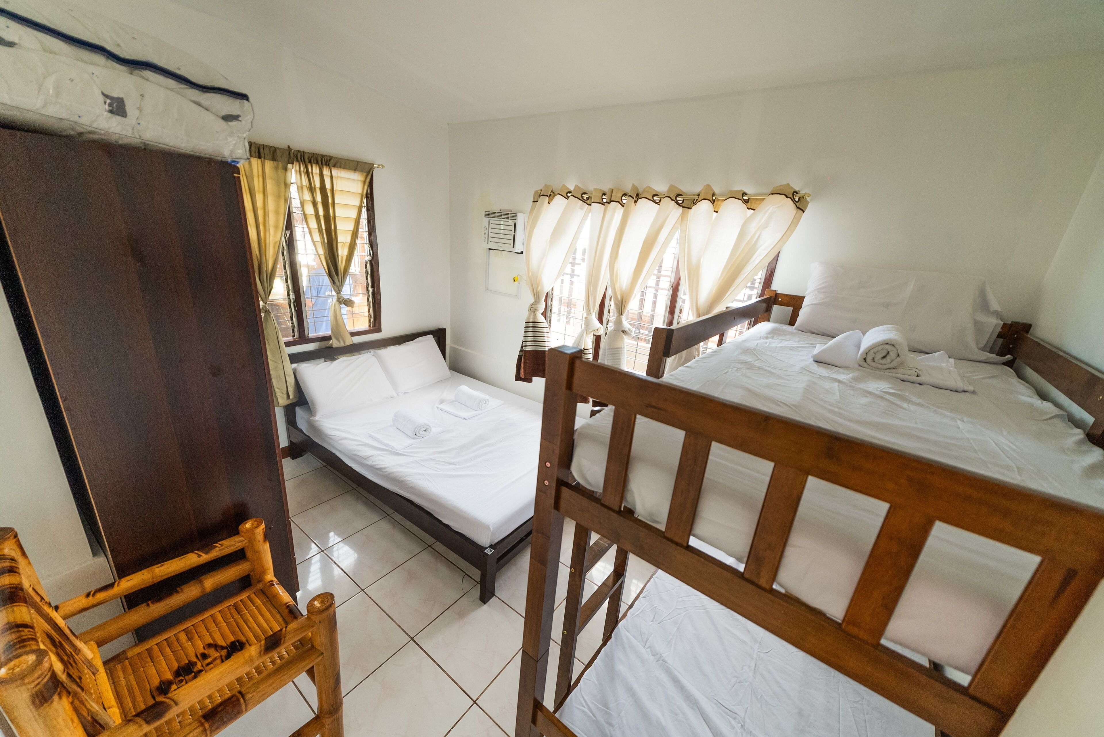 2 soverom, strykejern/-brett, wi-fi (inkludert) og sengetøy