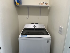 Interior - Brand new duplex just minutes from the most beautiful white powder beaches ever. (Navarre)