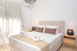 2 bedrooms, iron/ironing board, WiFi, bed sheets - Casa Kamara Luxury two bedroom apartment I2 (Kounoupidiana)