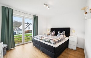2 habitaciones, cuna de viaje, wifi gratis y ropa de cama 