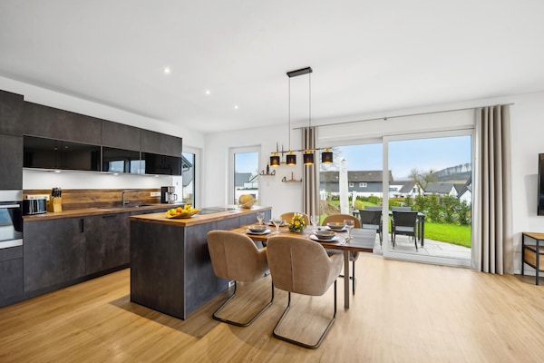 Kühlschrank, Herdplatte, Geschirrspüler