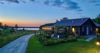 Lovely home in Glanshammar with kitchen