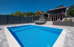Piscine chauffée