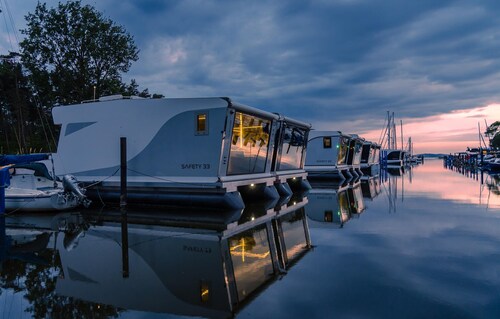 Awesome ship in Sagard with sauna