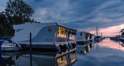 Awesome ship in Sagard with sauna