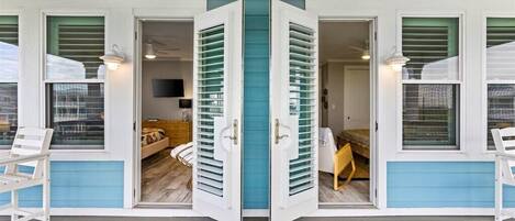 5 habitaciones, tabla de planchar con plancha y wifi gratis