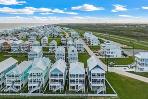 Exterior - Inky's Escape ~ Seaside Serenity (Galveston)