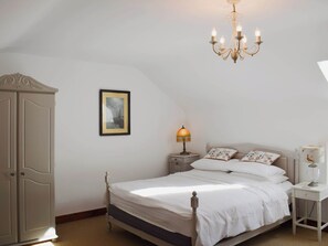 2 quartos, Wi-Fi de cortesia, roupa de cama