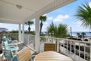 Property grounds - Grand Caribbean east unit 301! Unobstructed beach view from wrap around balconey (Destin)