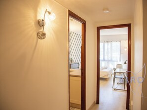 Fer et planche à repasser, Wi-Fi, draps fournis