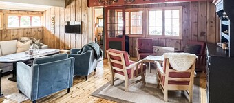 Amazing home in Tuddal with sauna