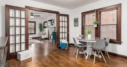 Historic Condo Downtown Victorian Village , Walk to Short North, OSU, Nationwide