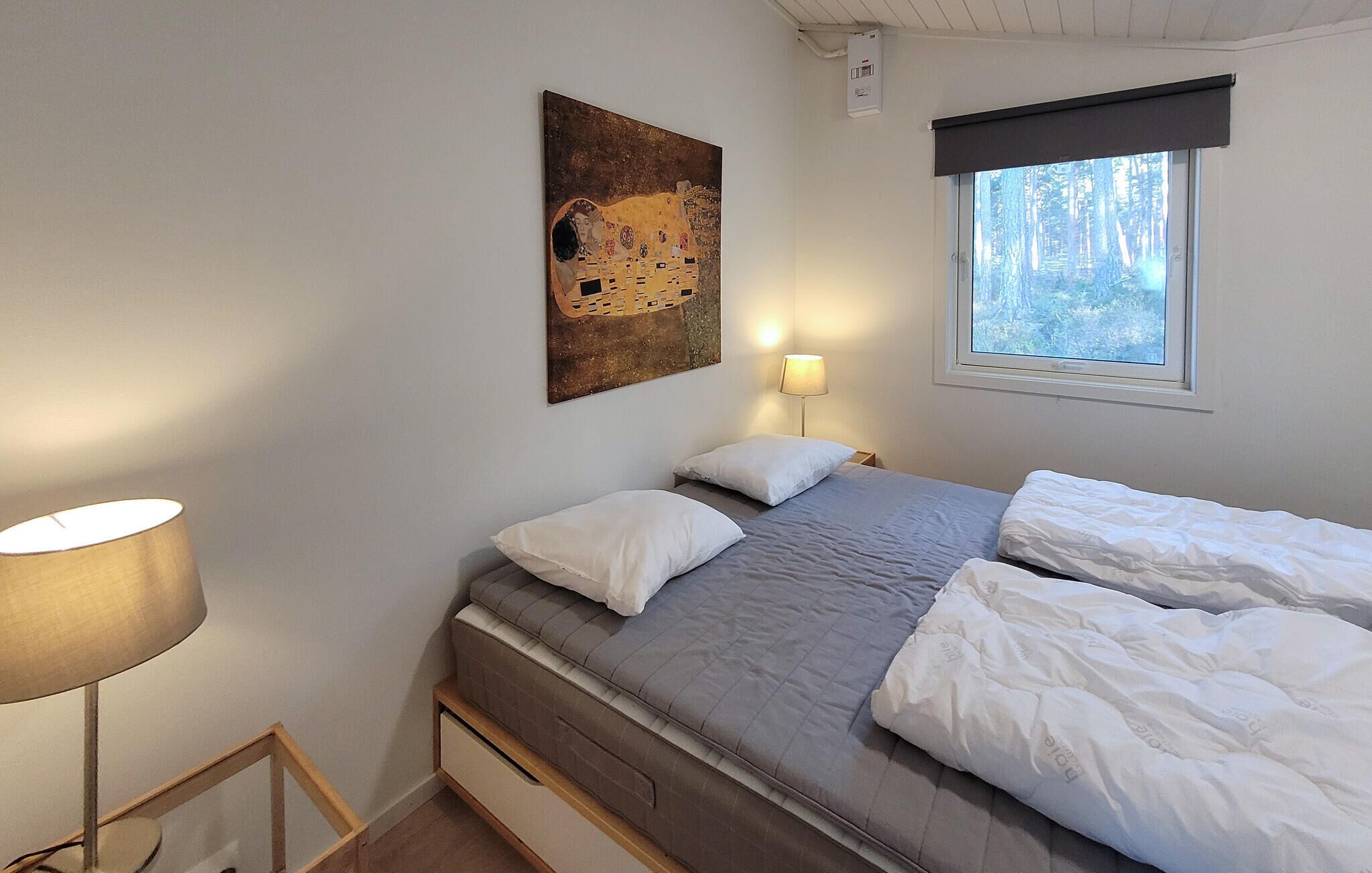 2 bedrooms