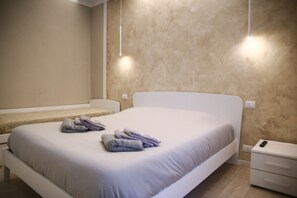 1 soverom, strykejern/-brett, reiseseng for barn og wi-fi (inkludert)