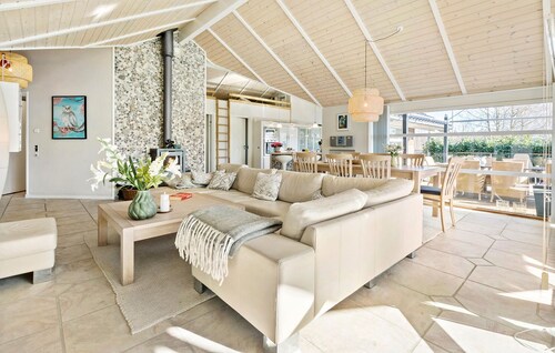 Stunning home in Gilleleje with sauna