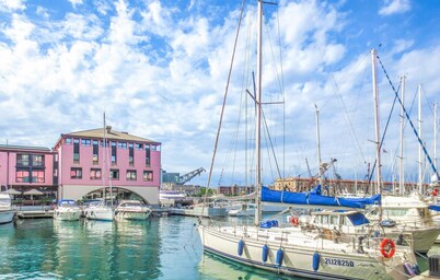 2 bedroom stunning apartment in Genova