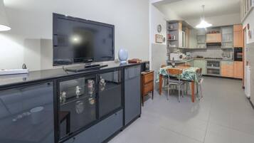 Kühlschrank, Herdplatte