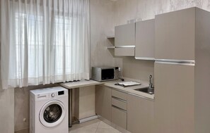 Refrigerador, placa de cocina