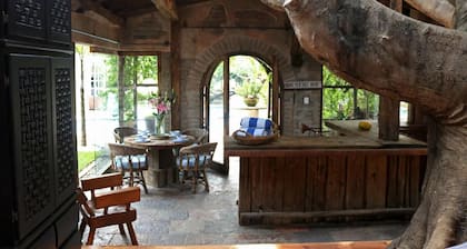 Villa de Lena - Treehouse Suite