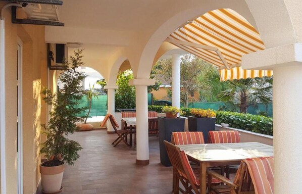 Outdoor dining - Amazing apartment in Zadar (Zadar)