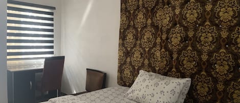 Classic Single Room, City View | In-room safe, desk, laptop workspace, soundproofing