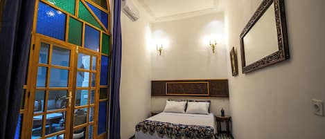 Chambre Confort | Coffres-forts dans les chambres, Wi-Fi gratuit