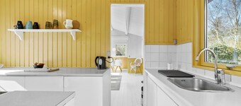 2 bedroom stunning home in Tisvildeleje