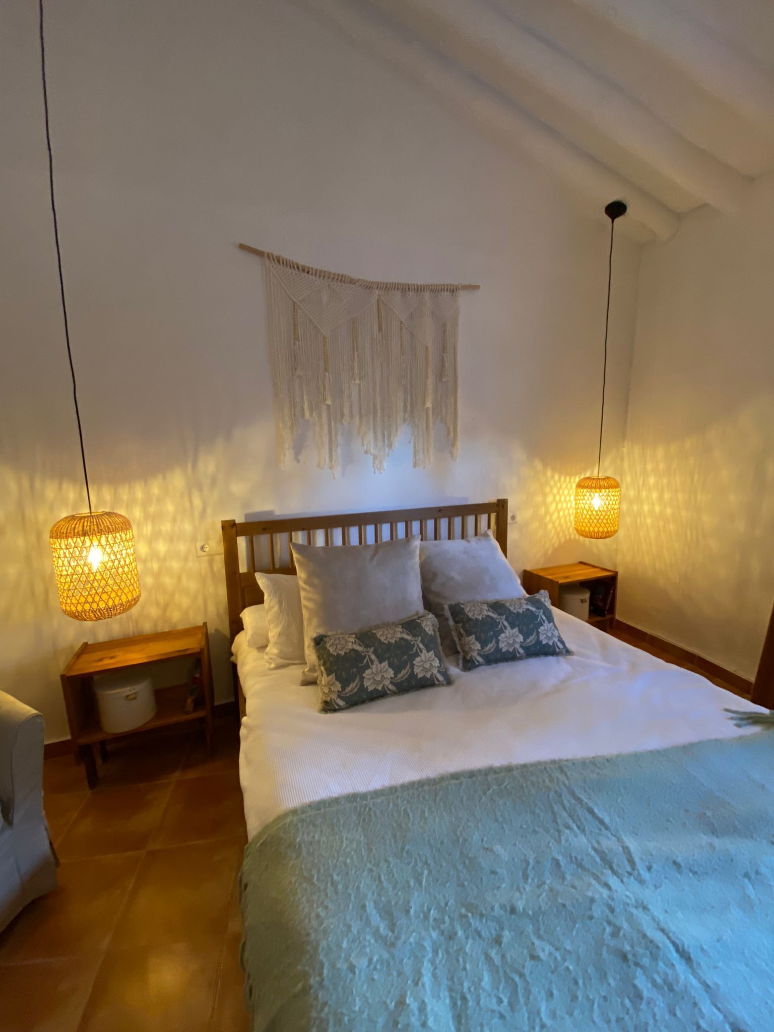 2 dormitorios, tabla de planchar con plancha, wifi y ropa de cama