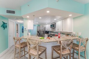 Fridge, microwave, oven, stovetop - Sunkissed at Summerhouse - Beach Front Paradise - GetOutNGo (Panama City)