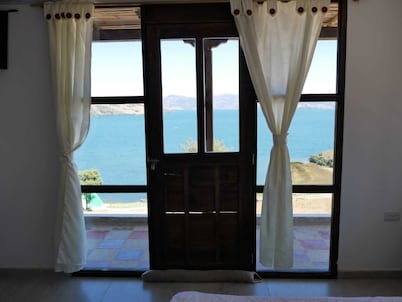 Casa en la Montaña con la Mejor Vista de la Región y a 5 Minutos de Playa Blanca