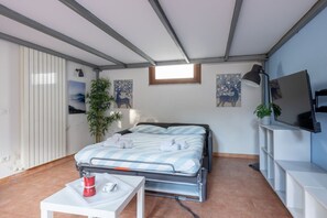 1 makuuhuone, silitysrauta/-lauta, Wi-Fi, vuodevaatteet