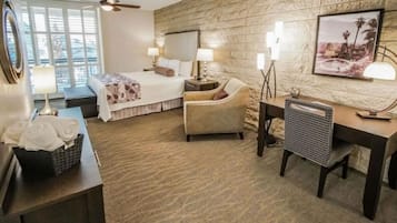 1 bedroom, desk, iron/ironing board, WiFi