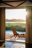 Waterfront King Dome | Hypo-allergenic bedding, minibar, in-room safe, individually decorated