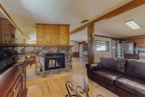 3/2 Spacious Home-King-Near Balloon Fiesta-NEW