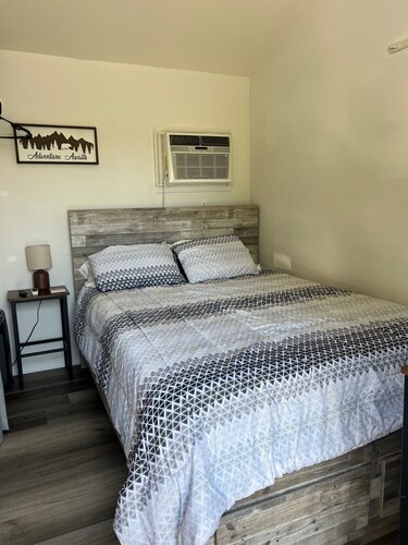 Rogue River Landing #31B