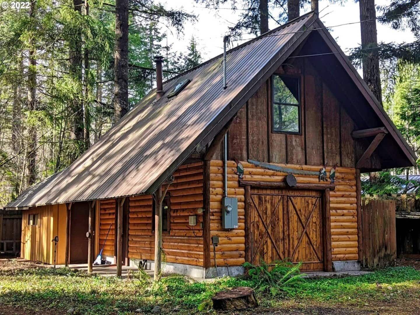 Basecamp Compound ~ Hot Tubs & Highland Cows