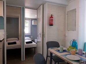 2 chambres, lit parapluie, Wi-Fi gratuit, draps fournis