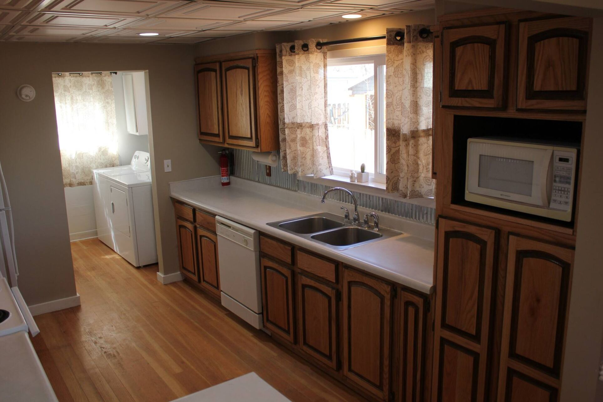 微波炉、烤箱、炉灶、洗碗机