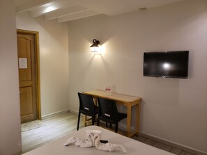 Bureau, espace de travail pour ordinateurs portables