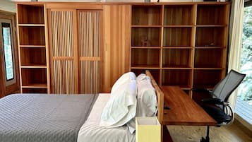 1 多间卧室、办公桌、熨斗/熨衣板、WiFi