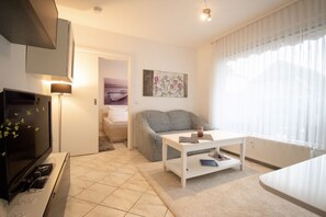 电视、立体声音响