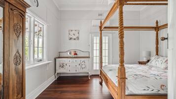 2 chambres, fer et planche à repasser, lit parapluie, Wi-Fi