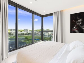 2 soverom, safe på rommet, strykejern/-brett og wi-fi (inkludert)